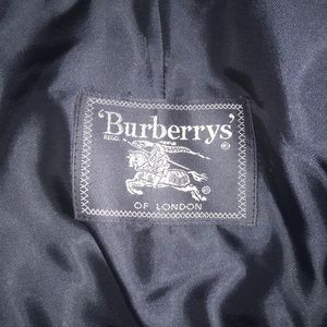 Burberry trench coat perfect condition never worn